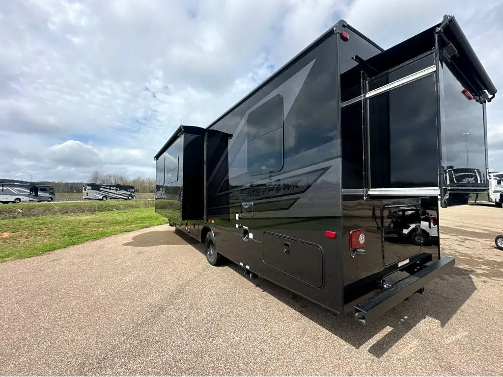 2026 Jayco Greyhawk 30Z - Photo 4