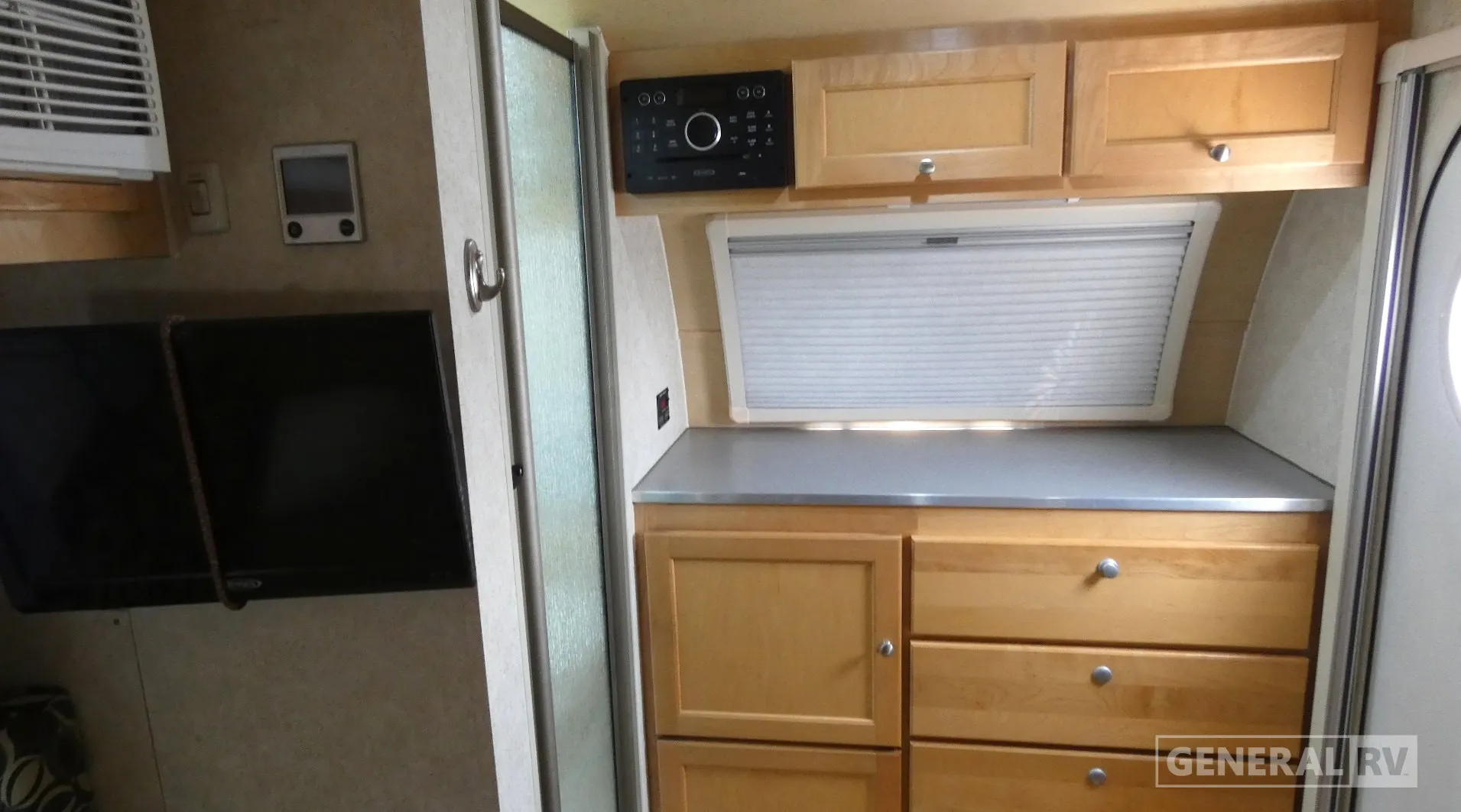 2018 Nucamp RV TAB 320 CS-S - Photo 3