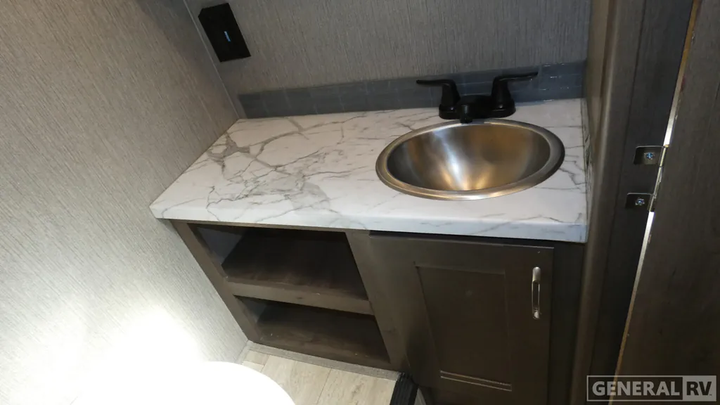 2024 NeXus RV Viper 29V, Photos photo 20