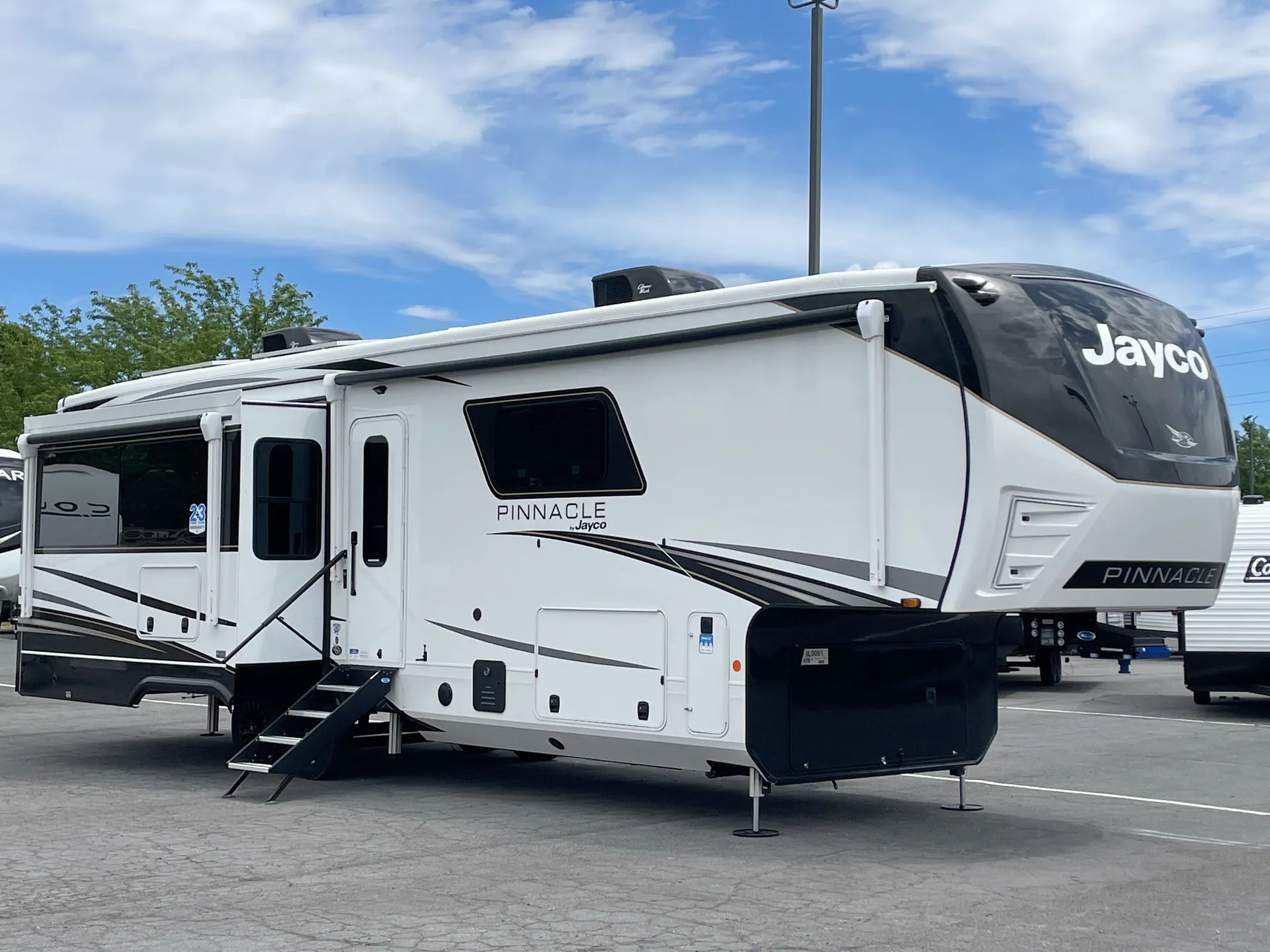 2027 Jayco Pinnacle 36FBTS