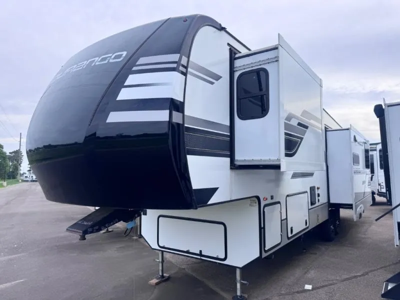 2024 KZ Durango 326RLT - Photo 3