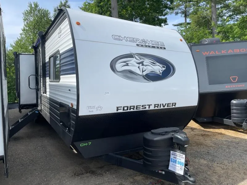 2026 Forest River Cherokee Wolf Den 304SR - Photo 2