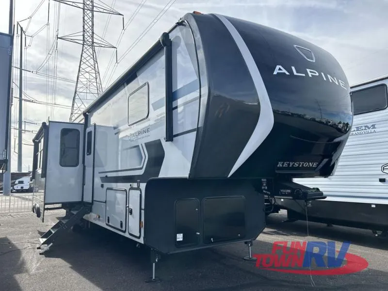 2026 Keystone Alpine Avalanche Edition 390DS - Photo 2