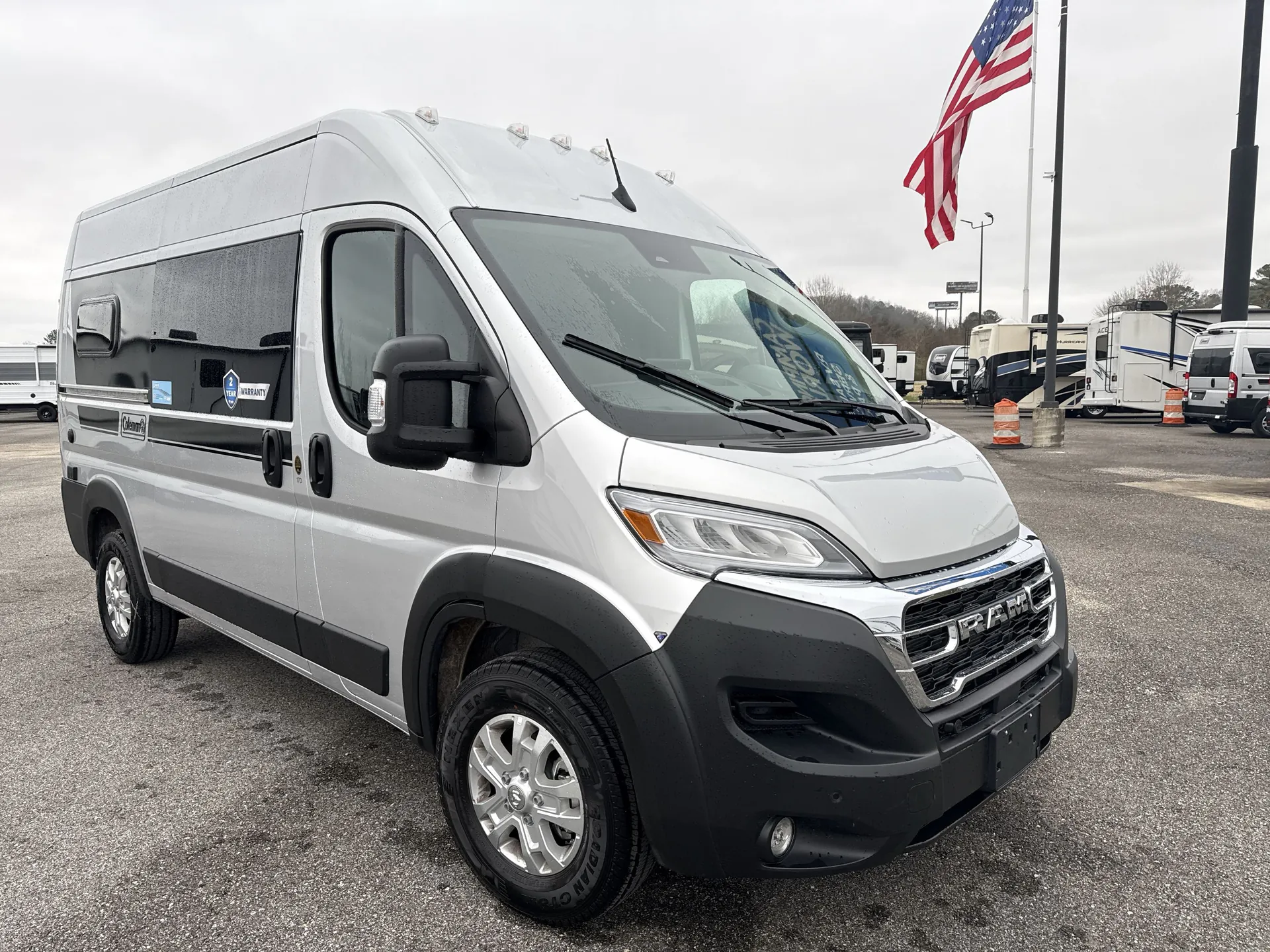 2026 Thor Motor Coach Coleman Van 17D - Photo 2
