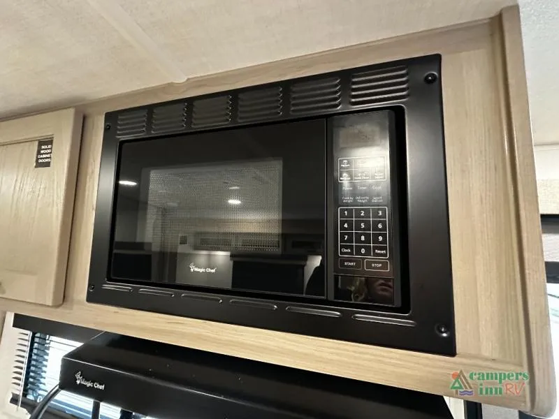 2026 Forest River Rockwood Mini Lite 2109S - Photo 3