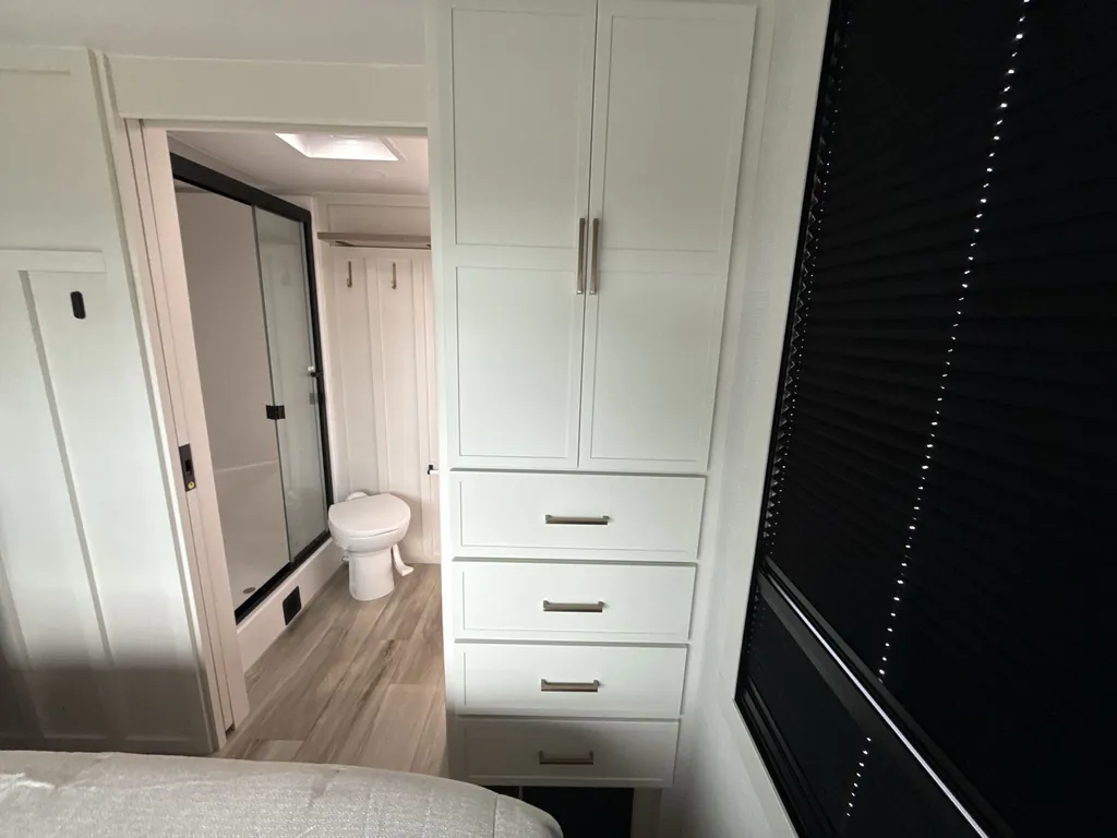 2026 Brinkley Model I 294, Photos photo 34