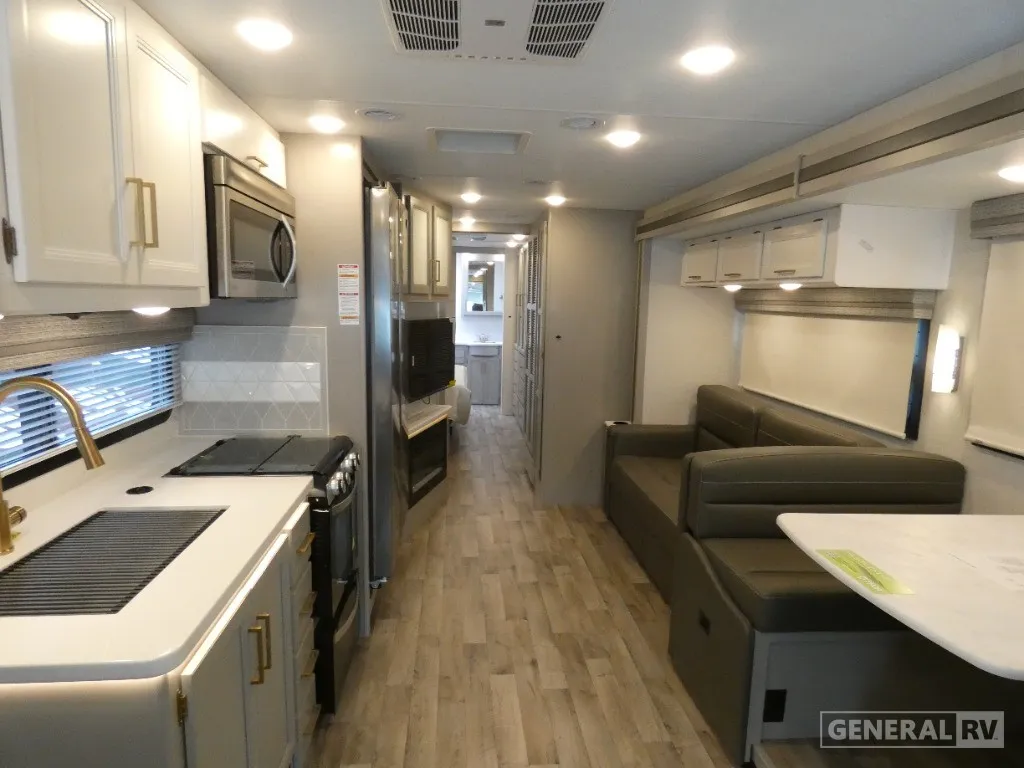 2026 Thor Motor Coach Hurricane 35G - Photo 3