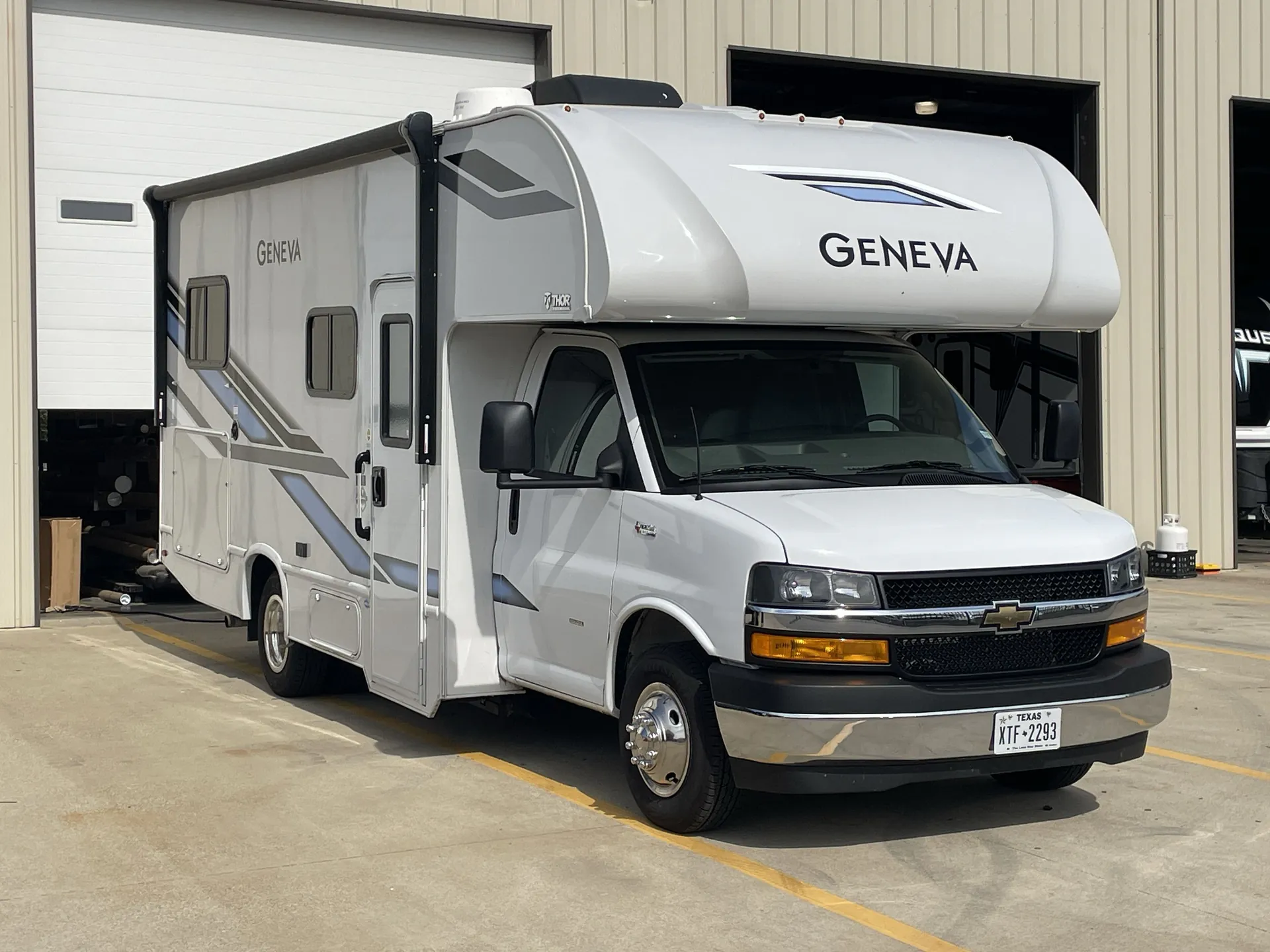 2026 Thor Motor Coach Geneva 21VT - Photo 2
