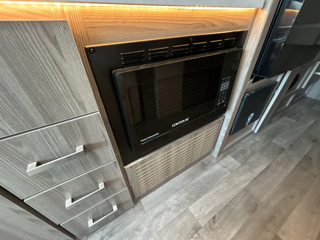 2025 Thor Motor Coach Axis 26.2, Photos photo 22