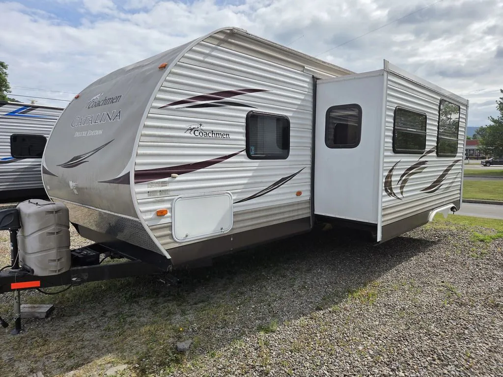 2013 Coachmen Catalina Deluxe 29DDS - Photo 3