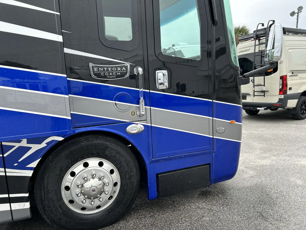 2026 Entegra Coach Aspire 44V, Photos photo 19