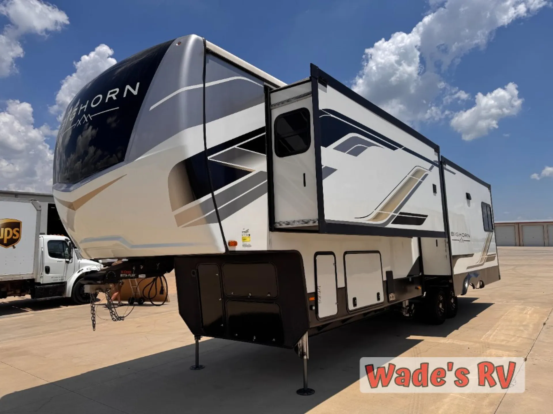 2023 Heartland Bighorn Fifth Wheel 3700RL - Photo 4