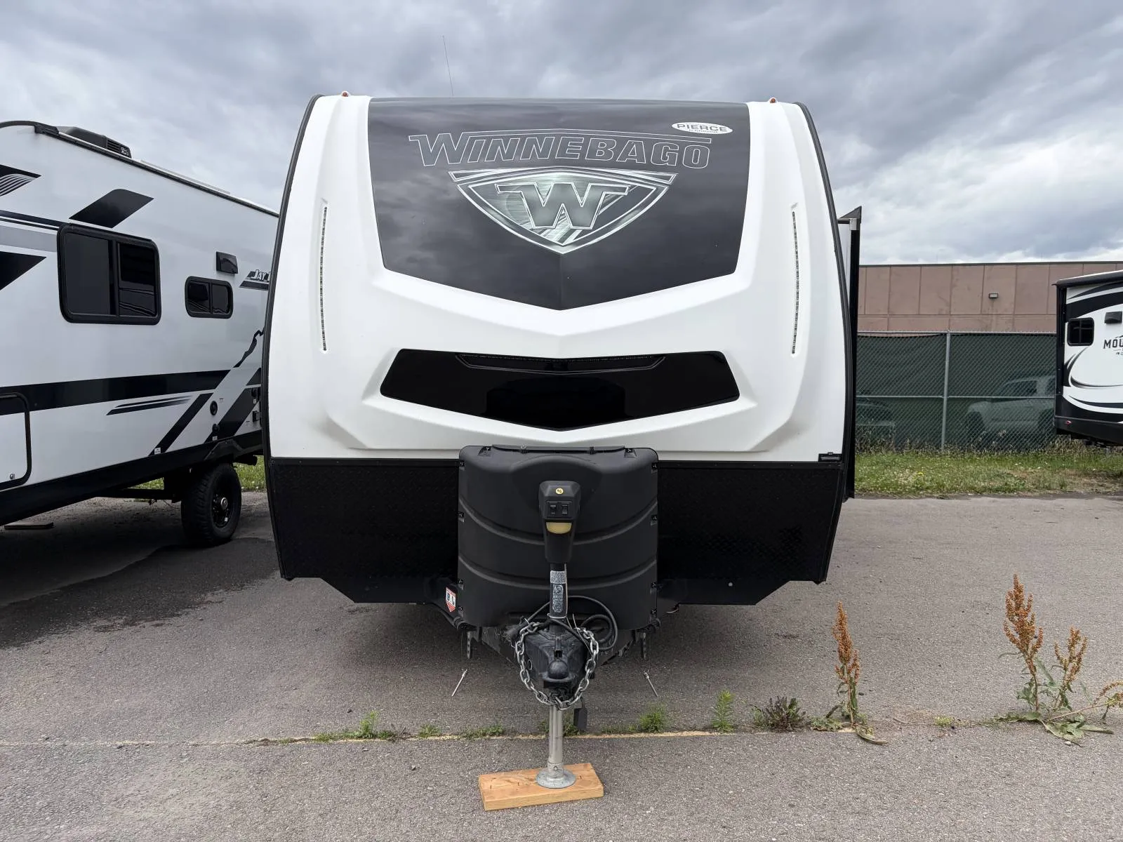 2019 Winnebago MINNIE 27RBDS - Photo 2
