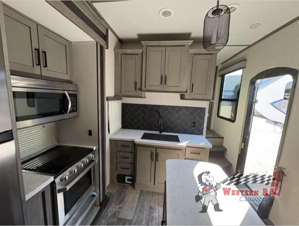 2021 Keystone Raptor 415, Photos photo 18