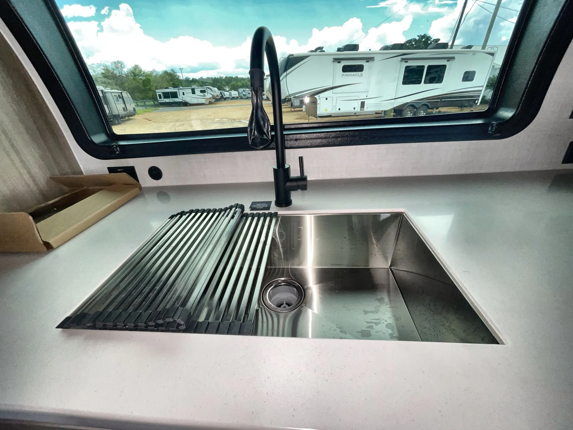 2027 Forest River Flagstaff Micro Lite 25MBR — Photo 5