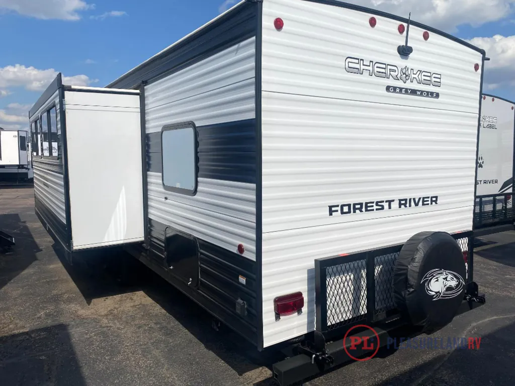 2026 Forest River Cherokee Grey Wolf 29QB, Photos photo 3
