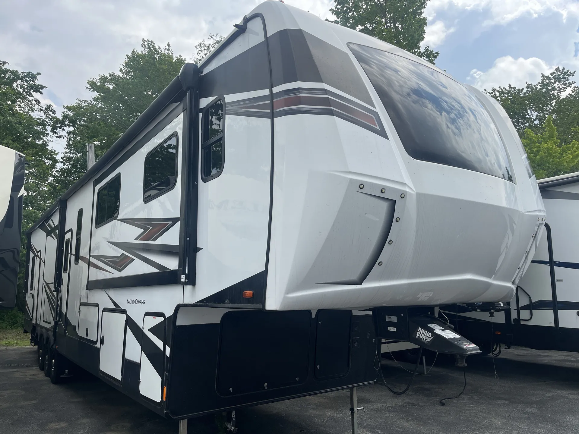 2022 Forest River XLR Nitro 405 - Photo 2