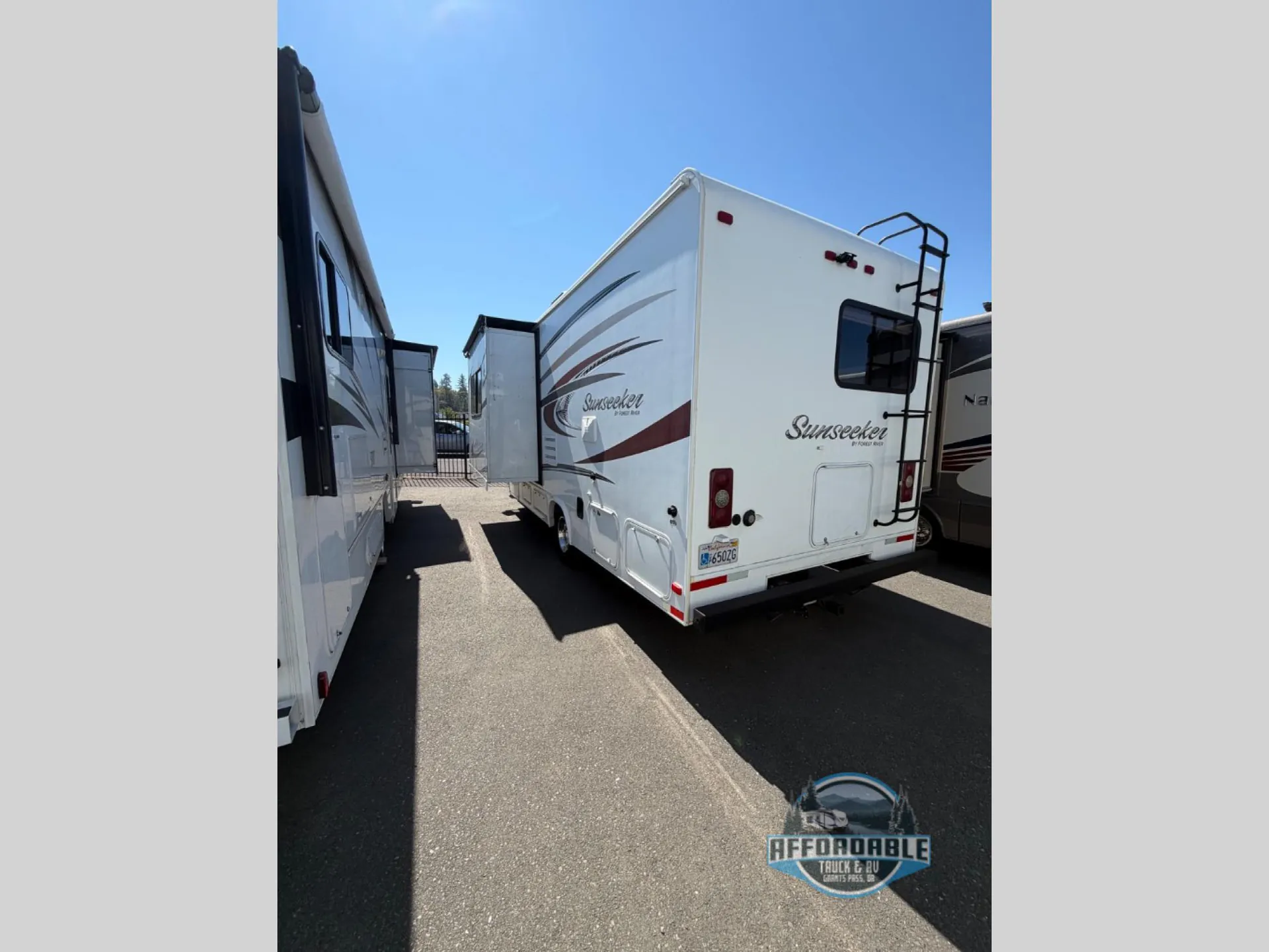 2016 Forest River Sunseeker 2450S - Photo 4