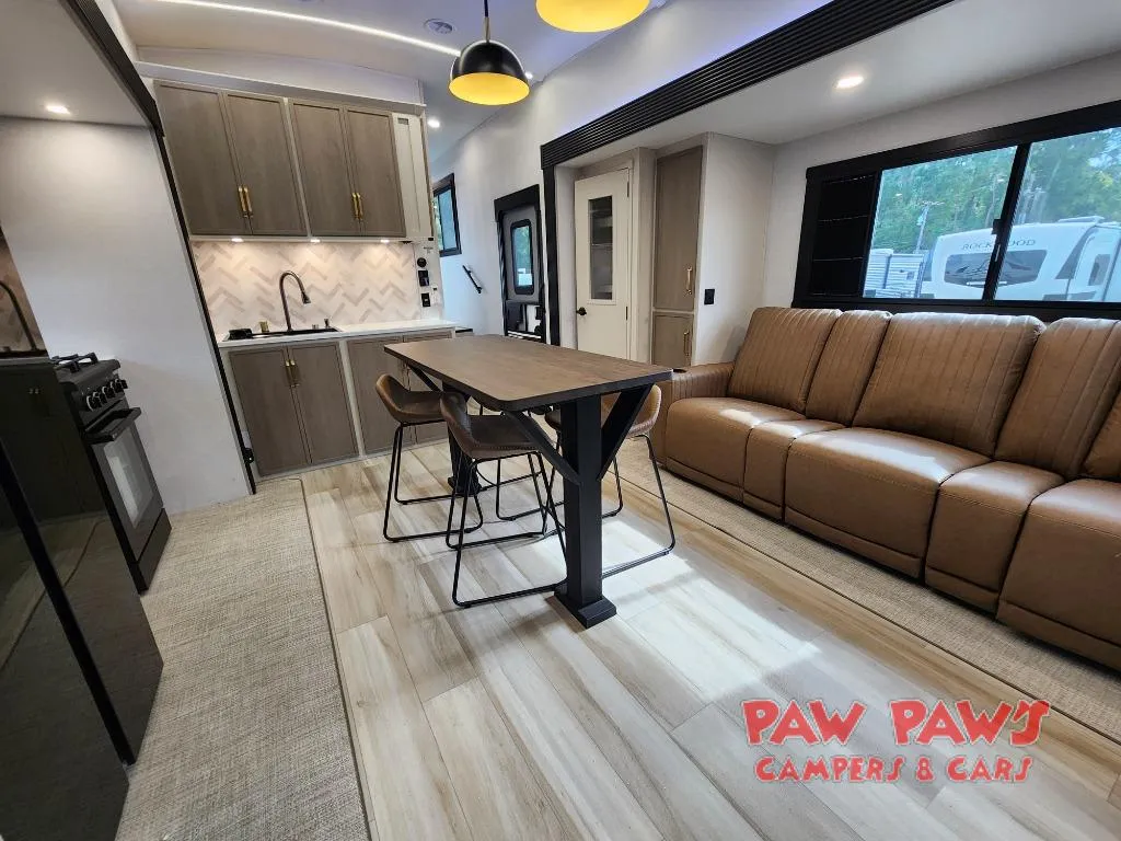 2027 Forest River RV Wildwood Heritage Glen 373MBRL - Photo 4