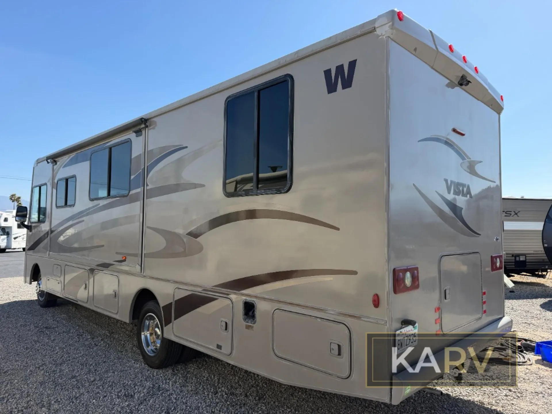2014 Winnebago Vista 31KE - Photo 3