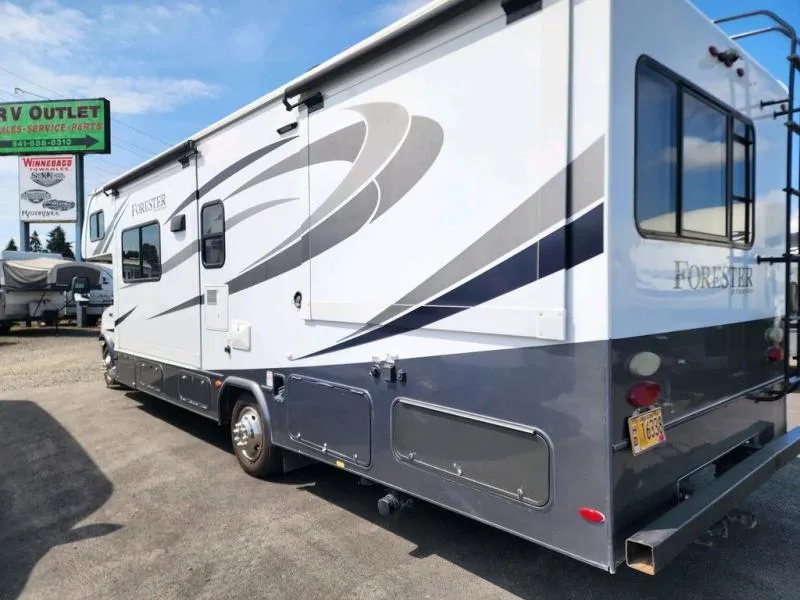 2018 Forest River Forester 2861DS - Photo 3