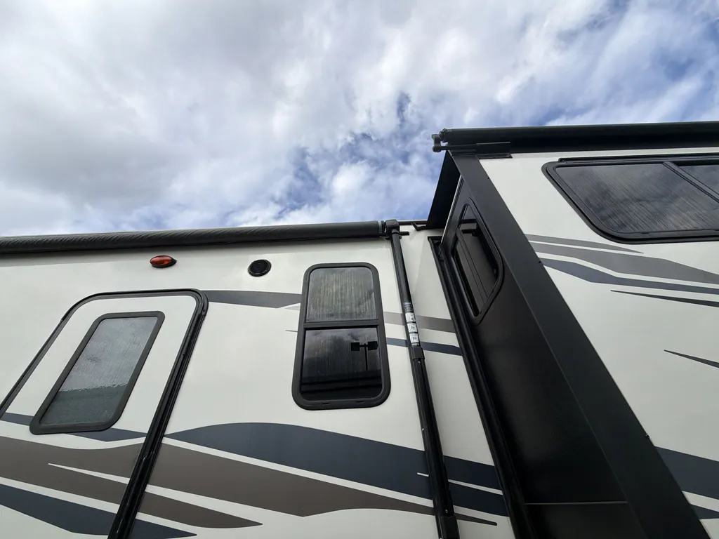 2020 Keystone Montana High Country 377FL, Photos photo 29