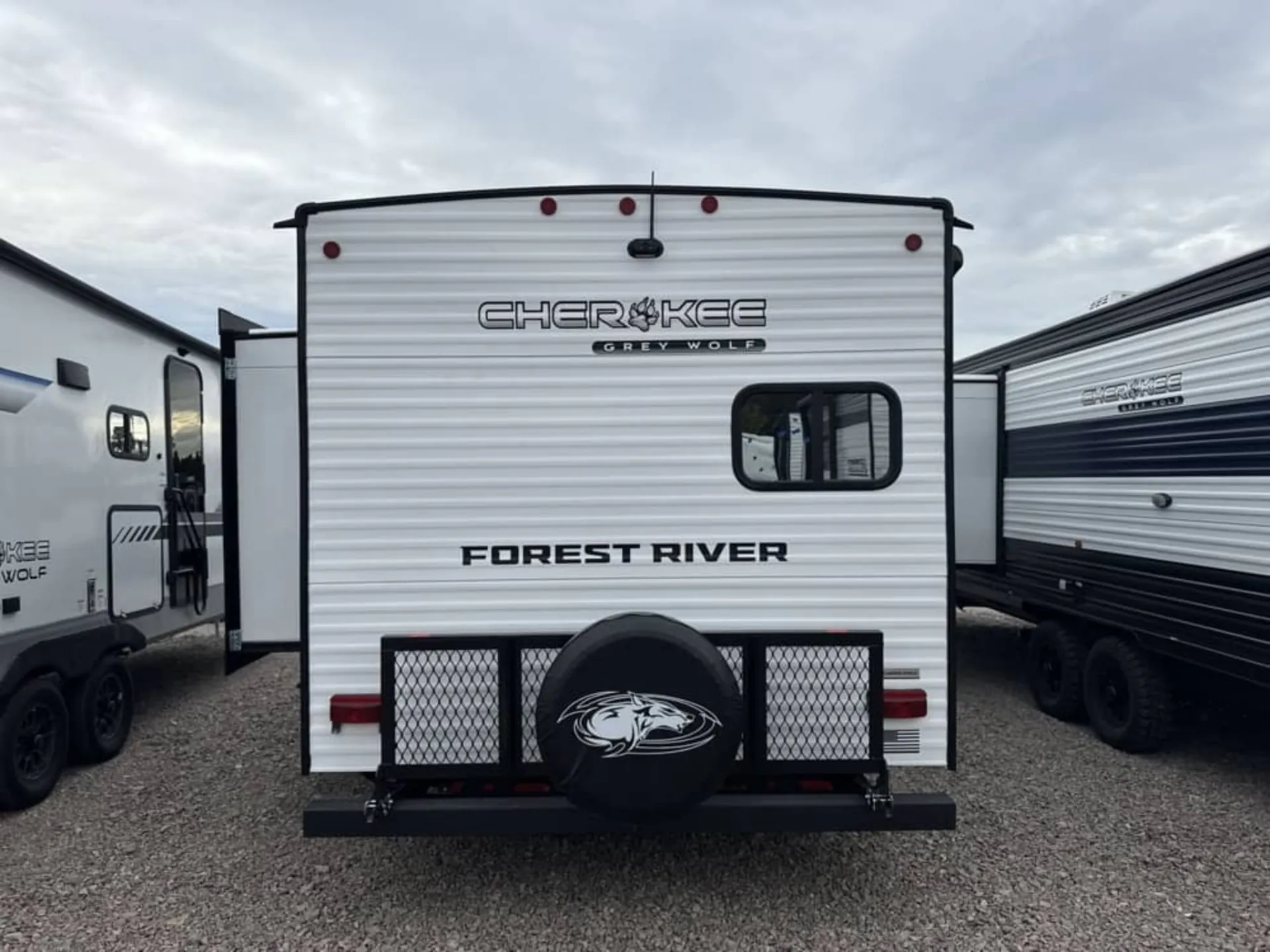 2026 Forest River Grey Wolf 26SS — Photo 5