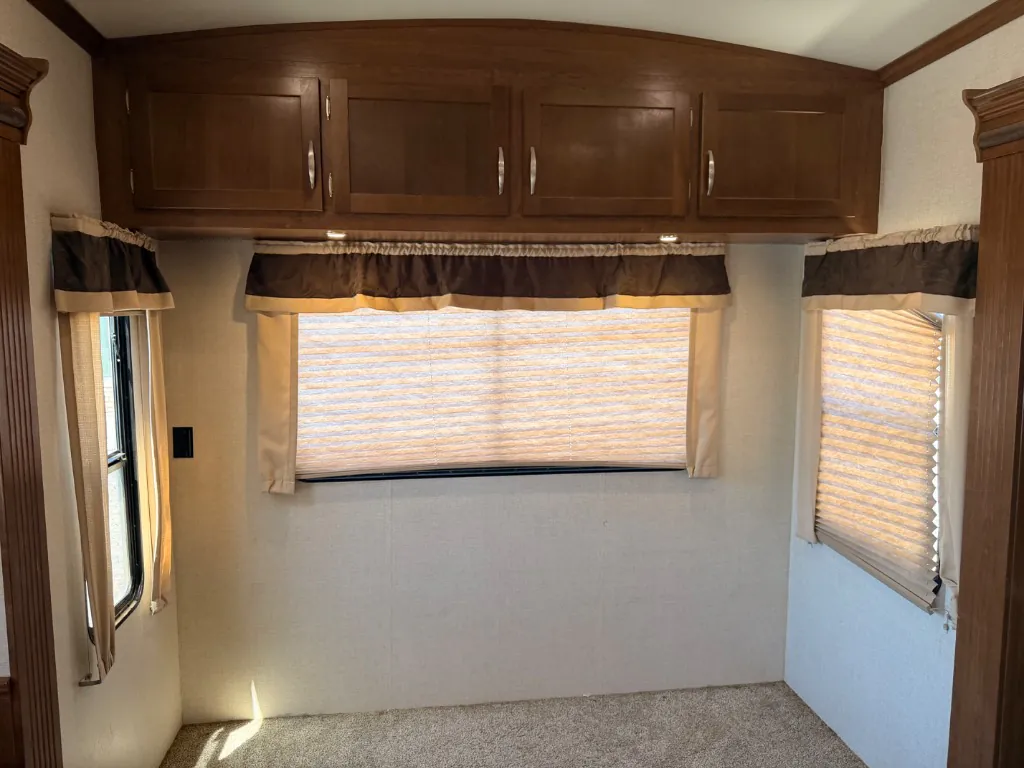 2018 Forest River Blue Ridge 304SR, Photos photo 11