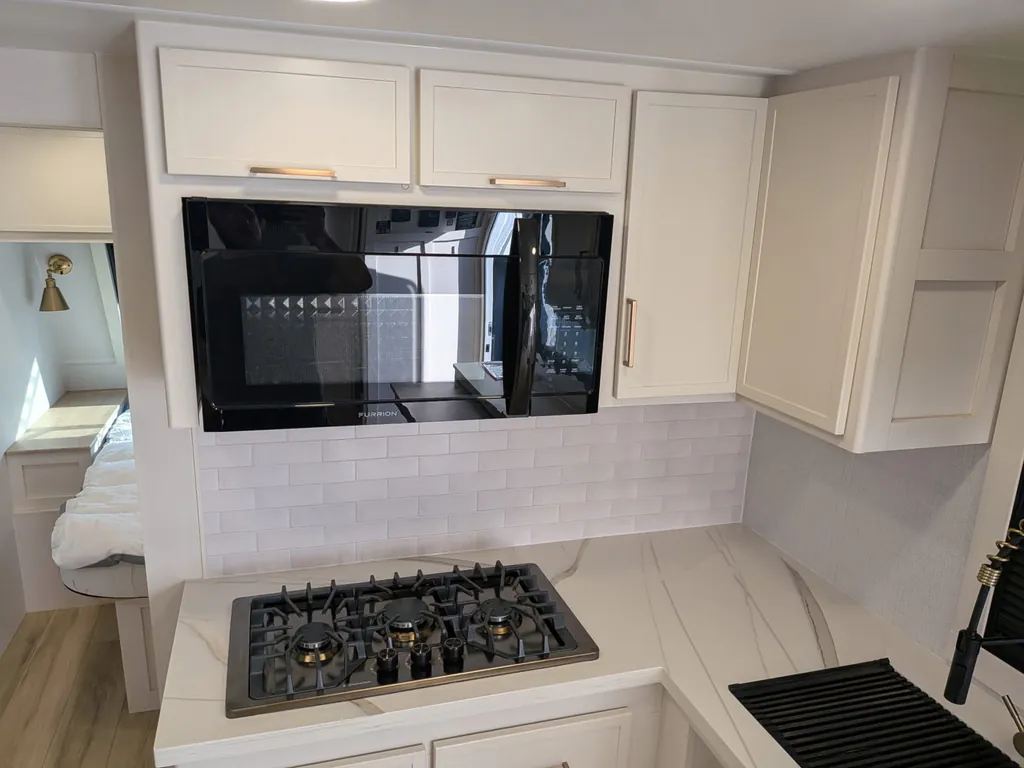 2025 Brinkley Model I 265, Photos photo 6