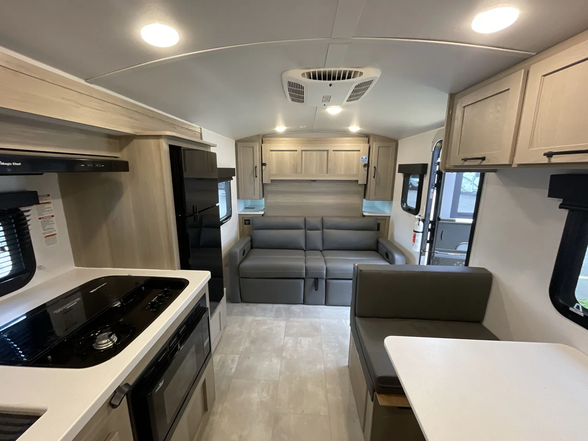 2025 Forest River Flagstaff E-Pro 19FDS — living area main