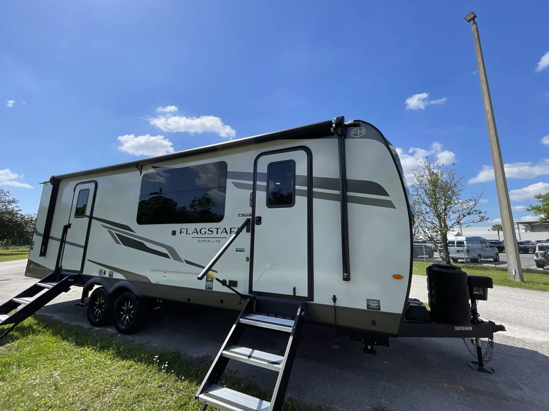 2026 Forest River Flagstaff Super Lite 26SFK - Photo 2