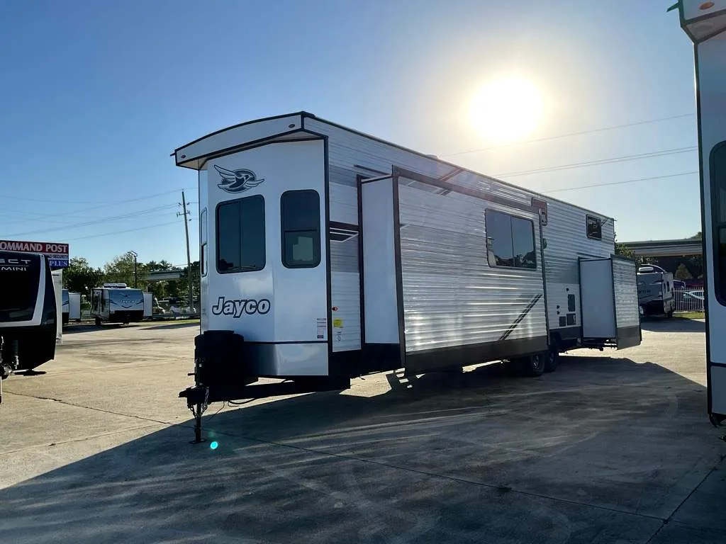 2026 Jayco Jay Flight Bungalow 404LOFT DS - Photo 4
