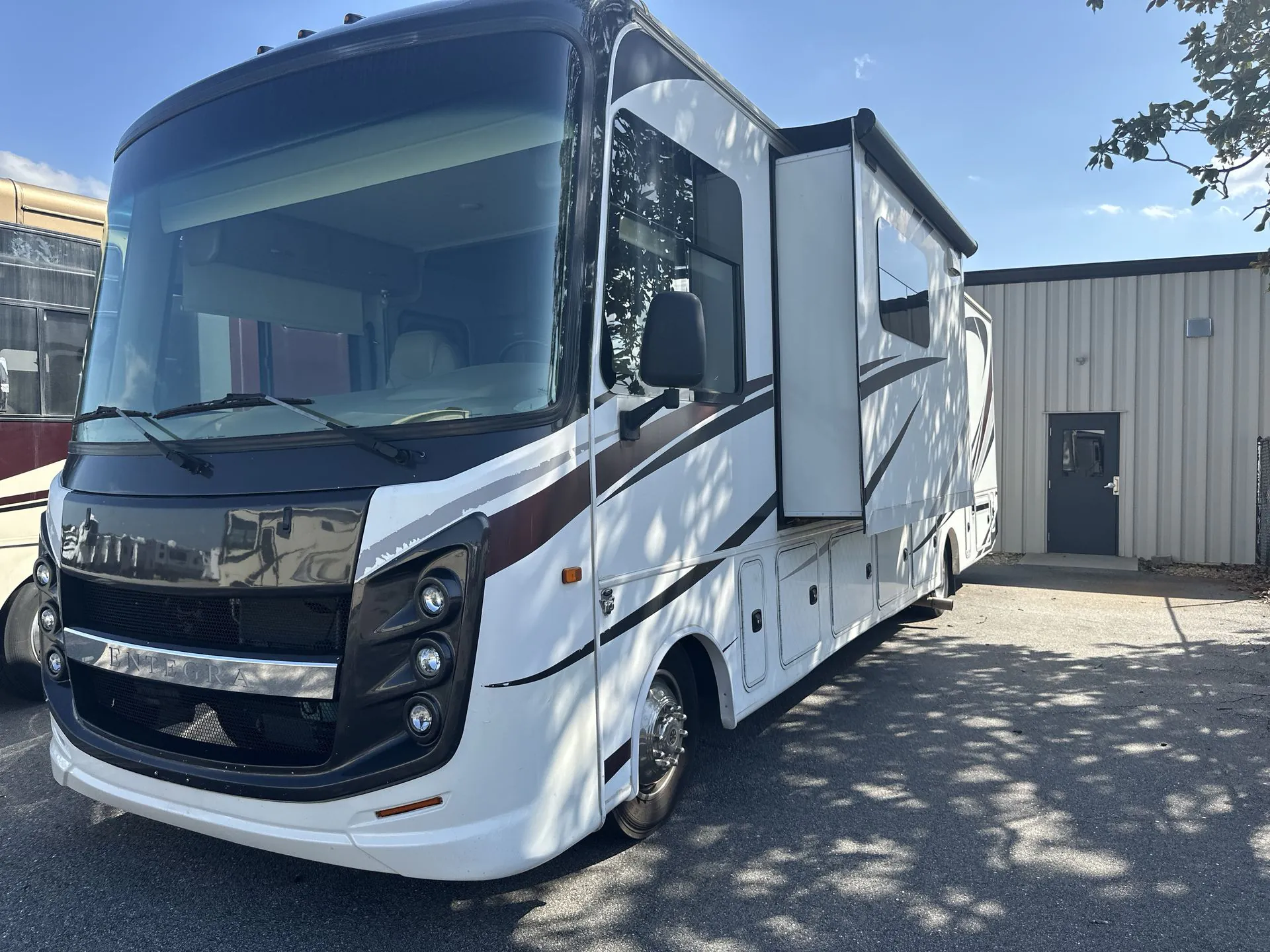2019 Entegra Coach Vision XL 36A - Photo 4