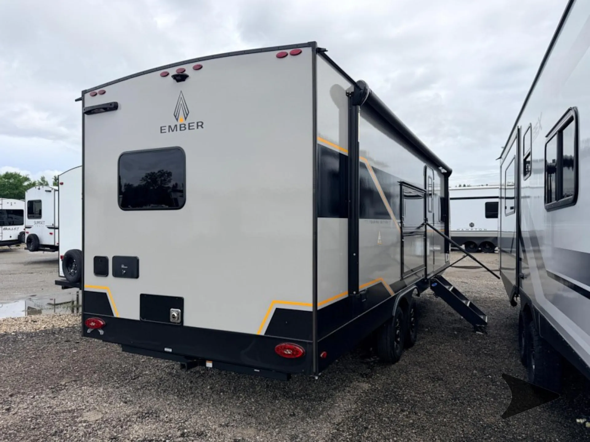 2027 Ember RV Touring Edition 2300MLL - Photo 4