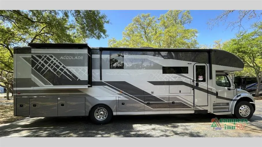 2026 Entegra Coach Accolade 37K, Photos photo 8