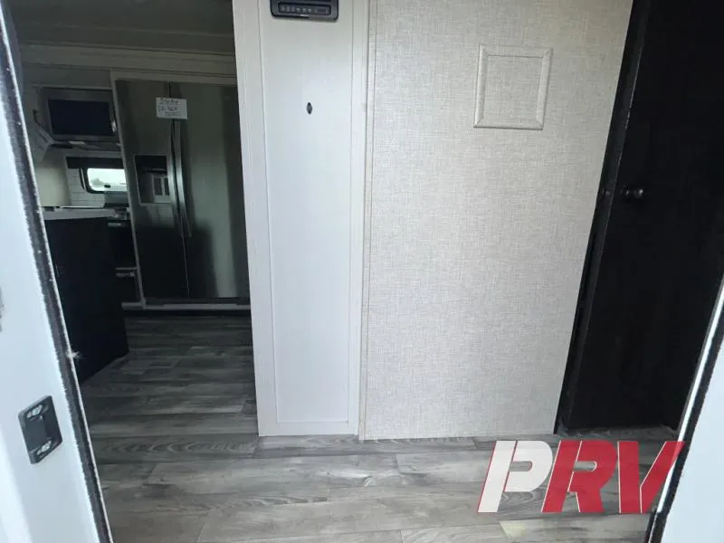 2023 Jayco Eagle 330RSTS - Photo 3