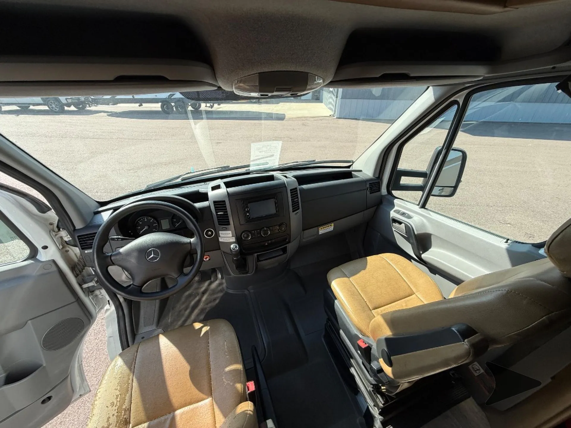 2016 Renegade RV Villagio 25MBS dealer photo 8 from Bish's RV