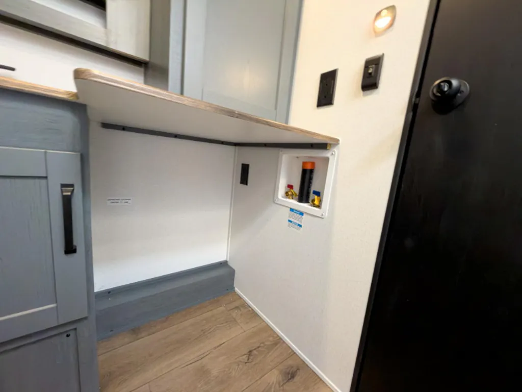 2027 Forest River Solaire 3150TBSS, Photos photo 38