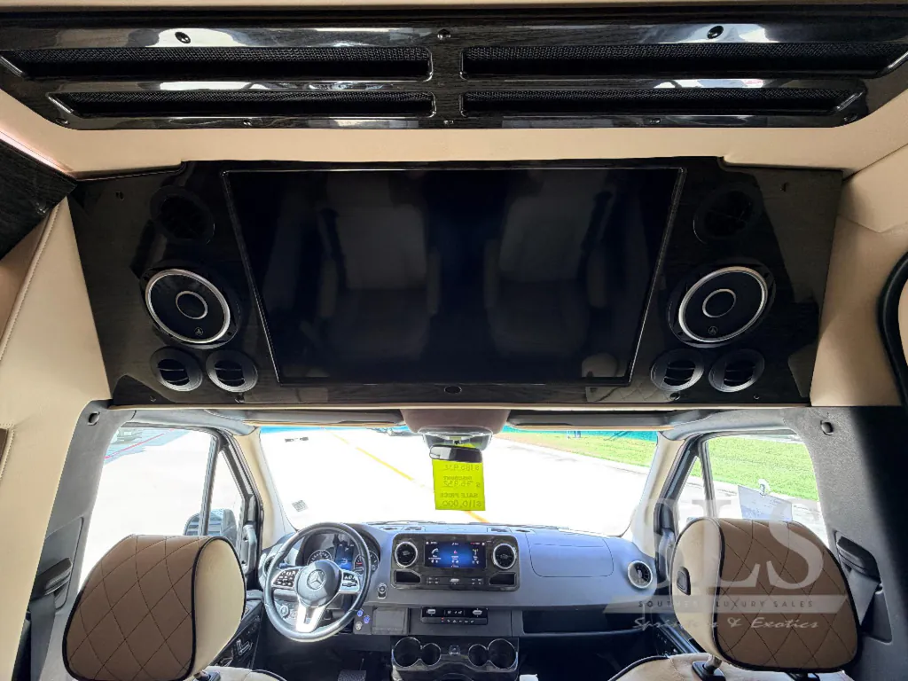 2024 Midwest Automotive Designs Luxe Cruiser D4, Photos photo 35