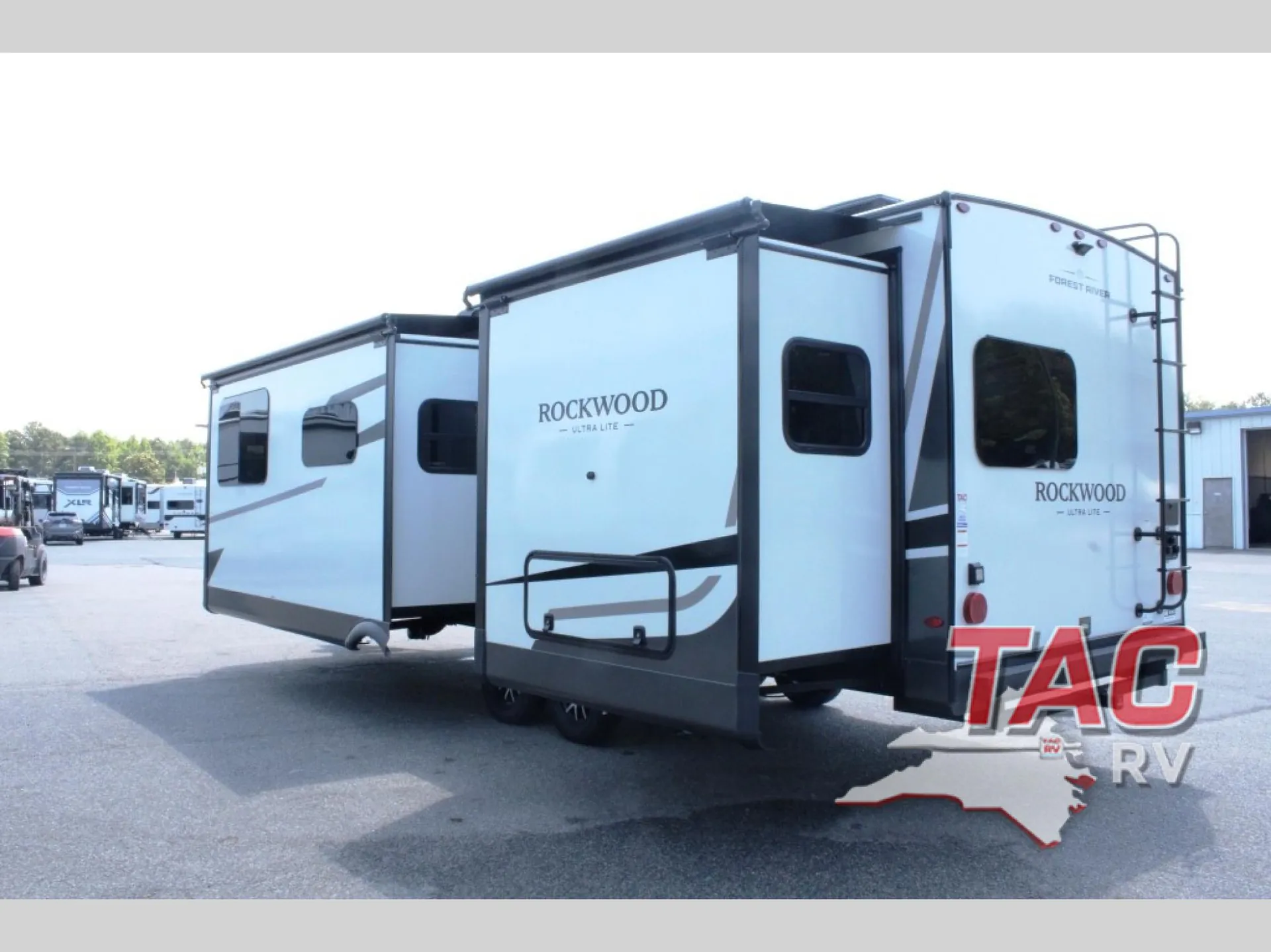 2027 Forest River Rockwood Ultra Lite 2608BS — Photo 5