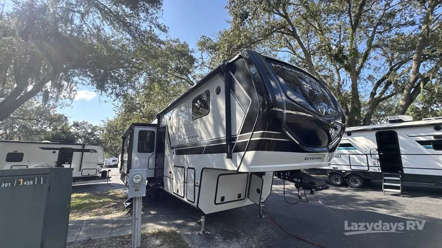 2026 Keystone Montana High Country 295RL - Photo 2
