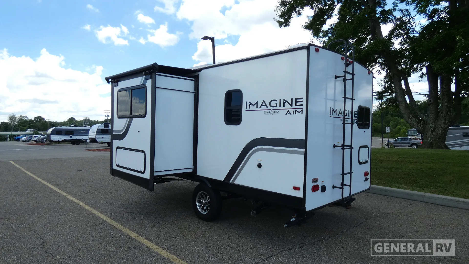 2025 Grand Design Imagine AIM 16BL - Photo 4