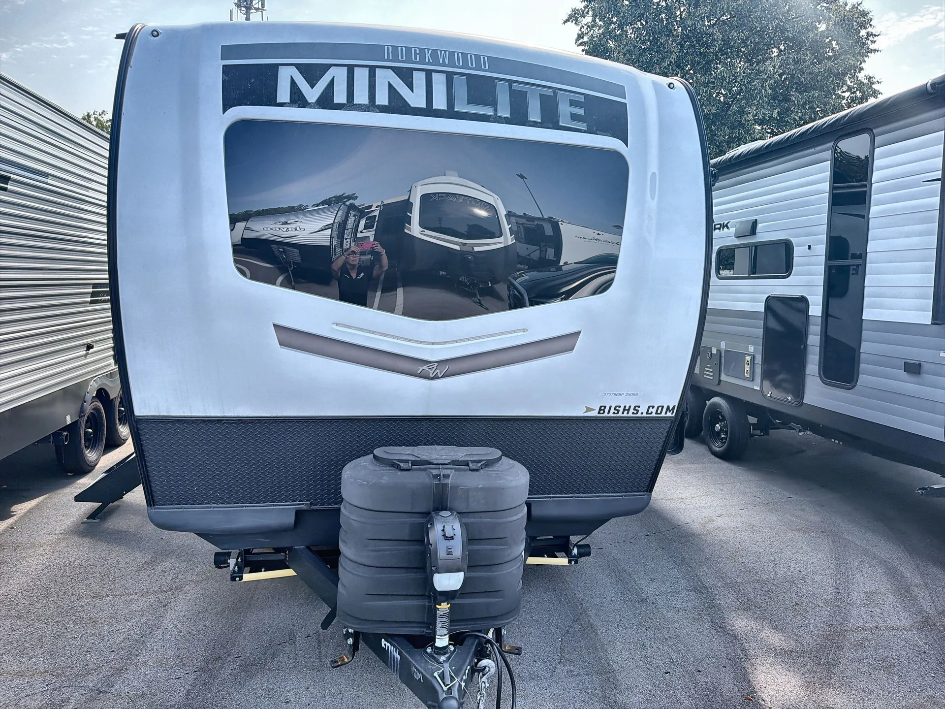 2024 Forest River Rockwood Mini Lite 2509S — front