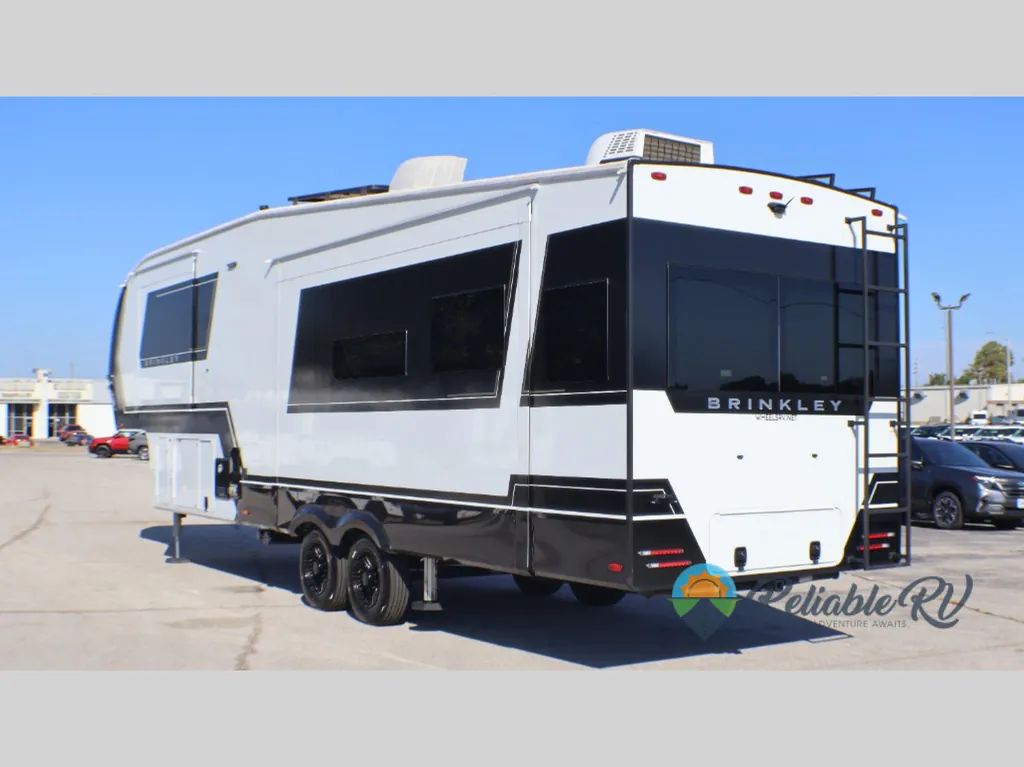 2026 Brinkley Model Z 3100, Photos photo 5