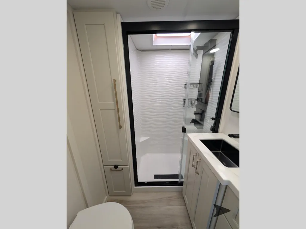 2027 Brinkley Model G 3970, Photos photo 51