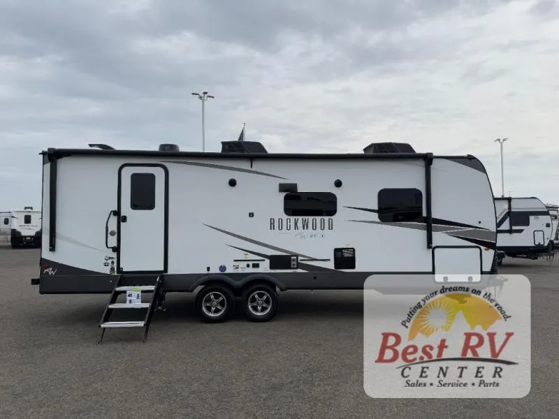 2025 Forest River Rockwood Ultra Lite 2606WS - Photo 3