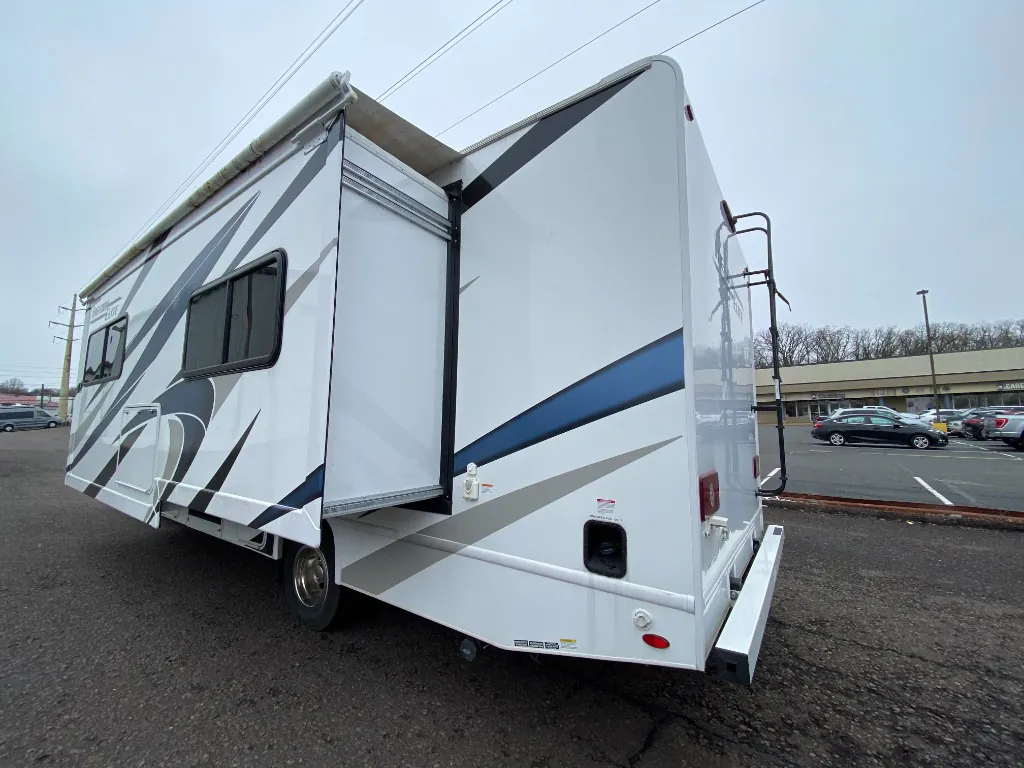 2024 Thor Motor Coach Freedom Elite 27HE, Photos photo 9