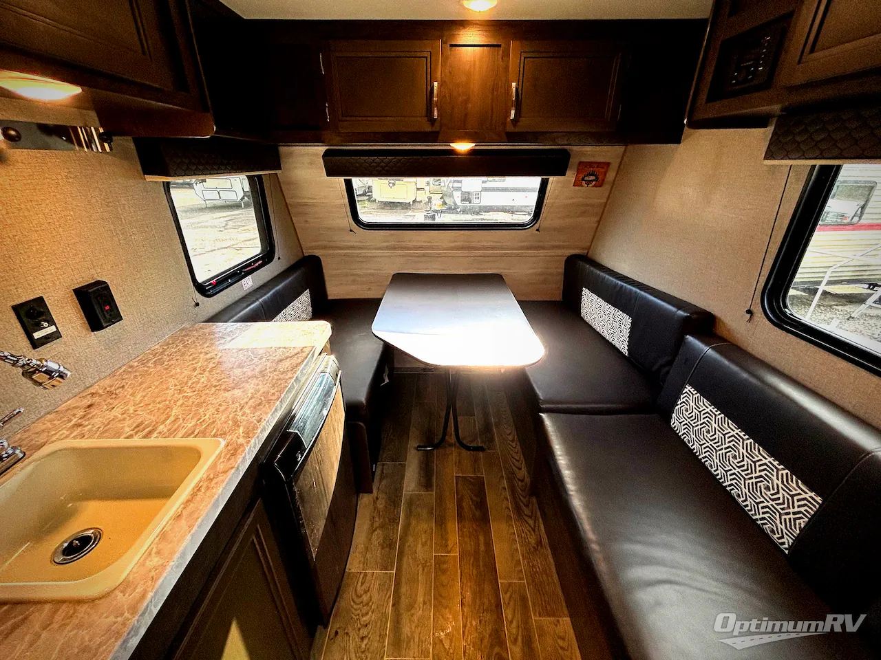 2021 Jayco Jay Flight SLX 7 145RB dealer photo 4 from Optimum RV