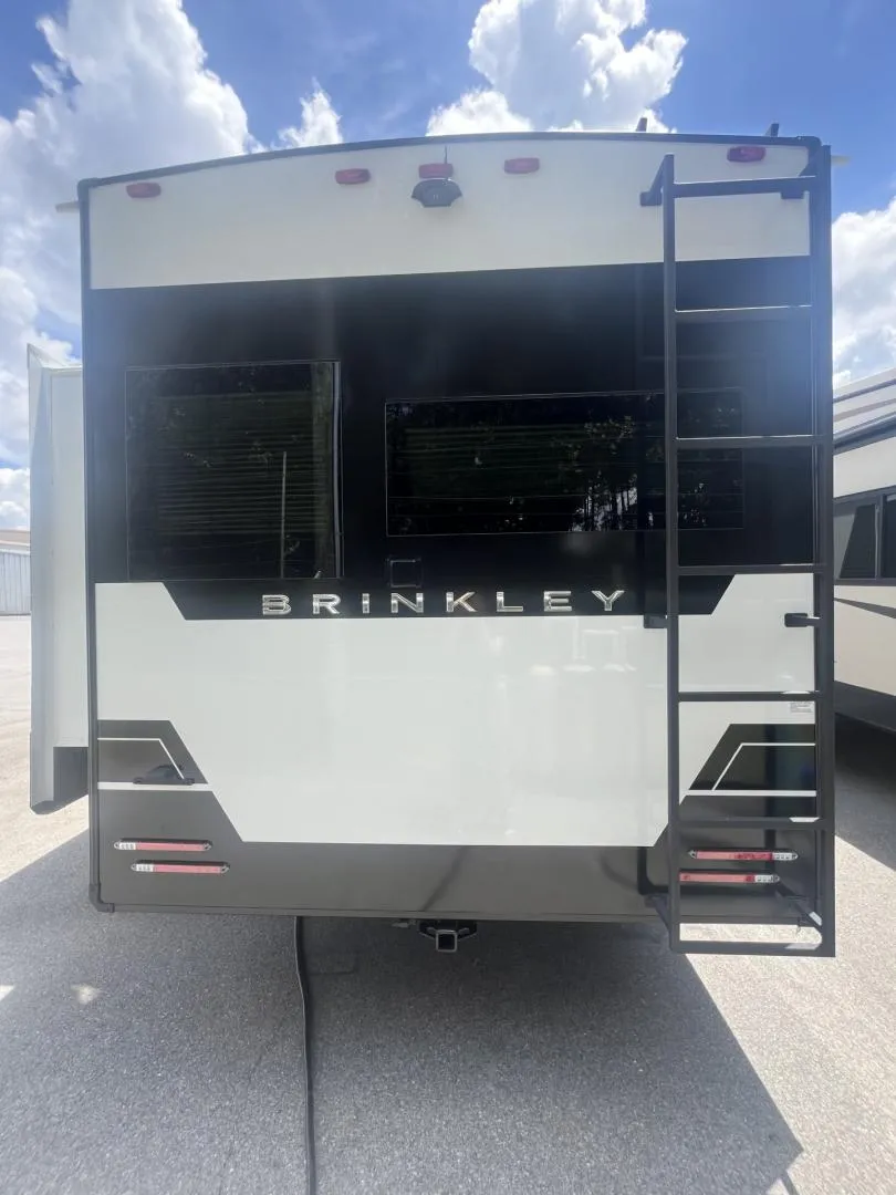 2026 Brinkley Model Z 2680, Photos photo 5
