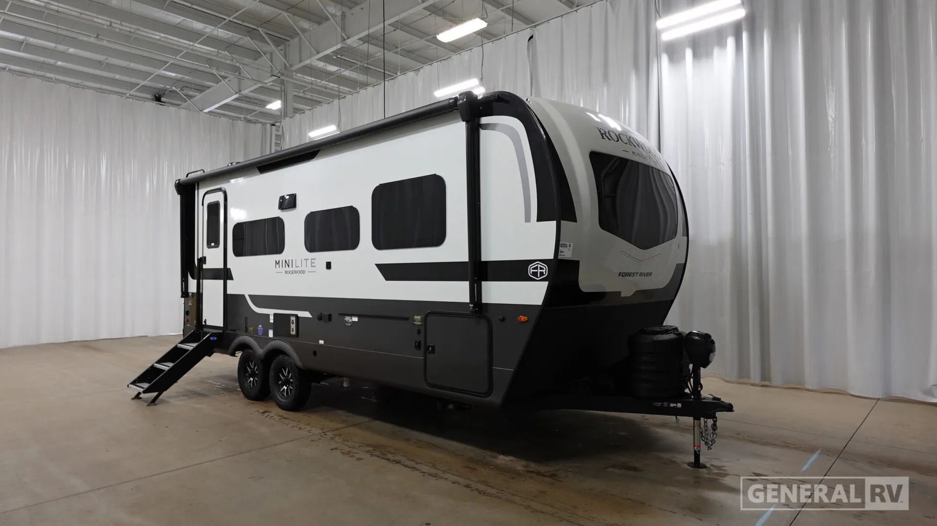 2027 Forest River Rockwood Mini Lite 2205S - Photo 2
